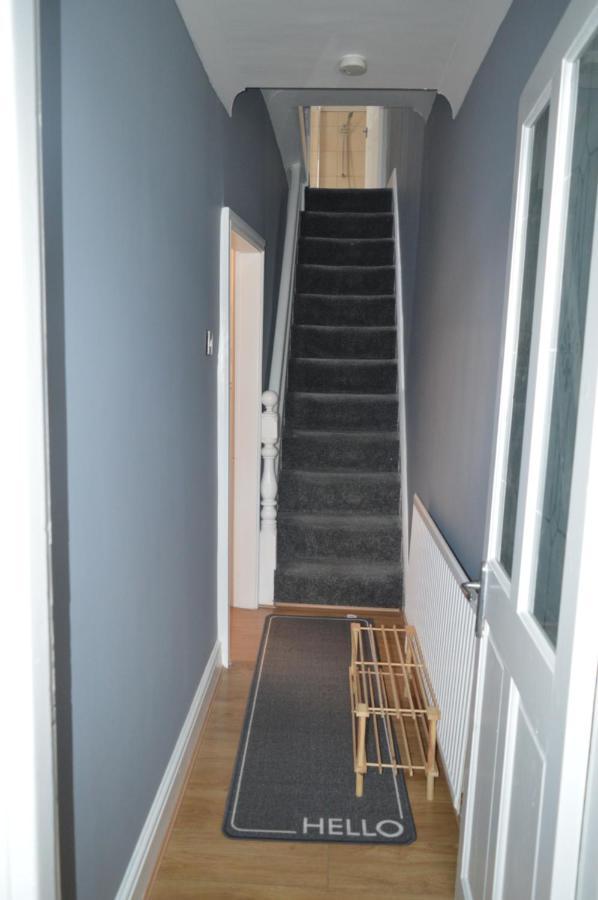 Luxurious Modern House In Anfield! Close To Lfc, Efc, City Centre!!! Liverpool Bagian luar foto