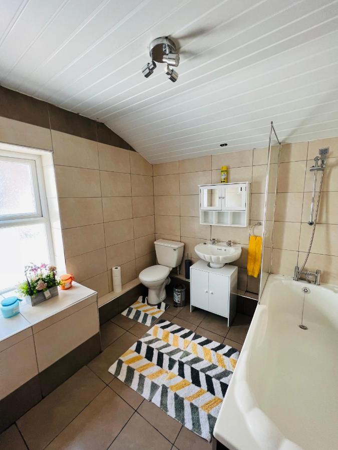Luxurious Modern House In Anfield! Close To Lfc, Efc, City Centre!!! Liverpool Bagian luar foto